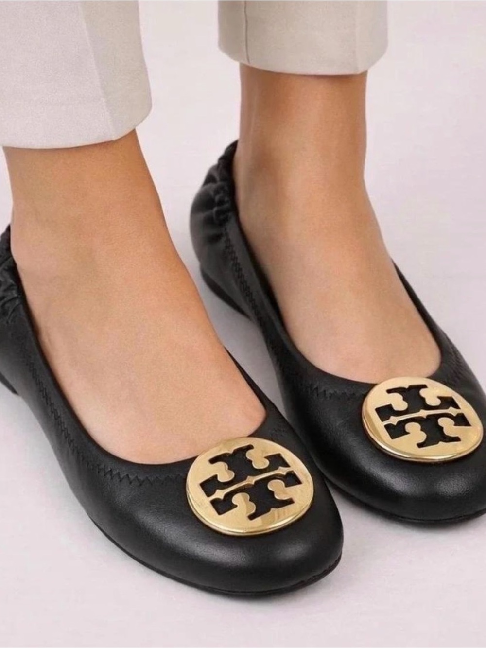 Tory Burch Reva Black Leather Ballet Flats Gold Logo Size 9.5 - Picture 2 of 11